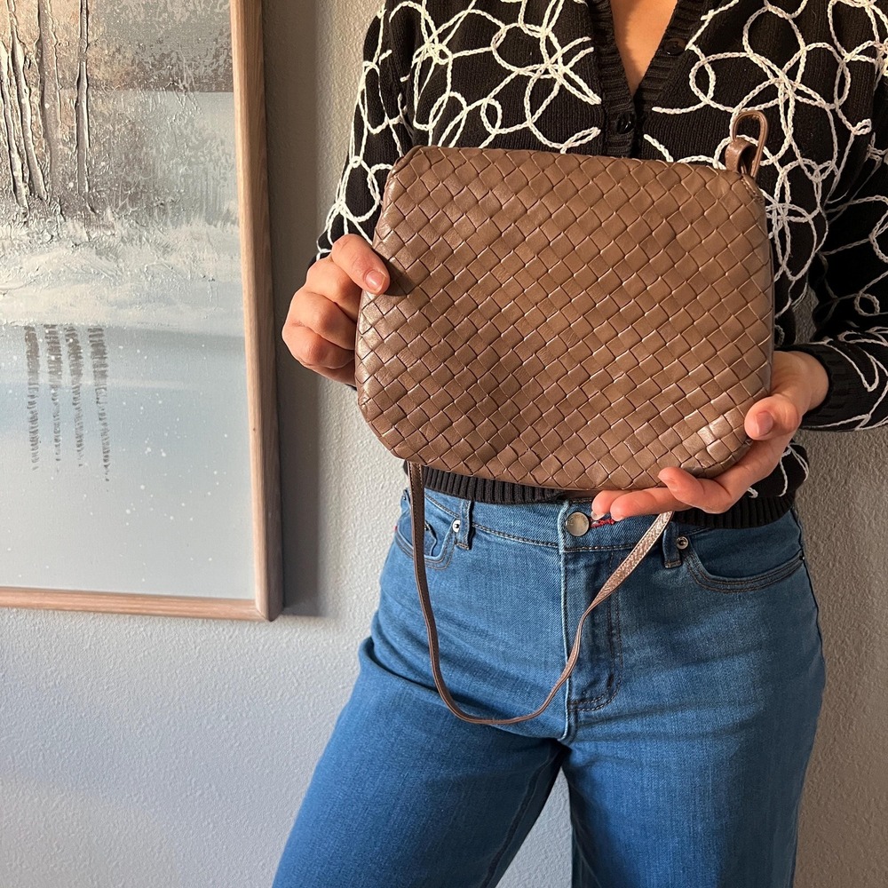Vintage 1970s Neuseters Woven Leather Crossbody Bag Brown Basketweave Tassel USA - Picture 5 of 9